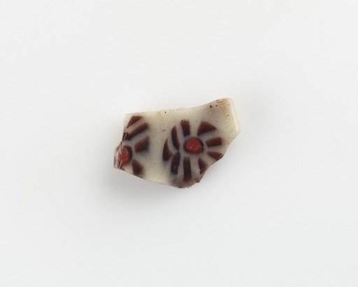 Fragment, slightly concave