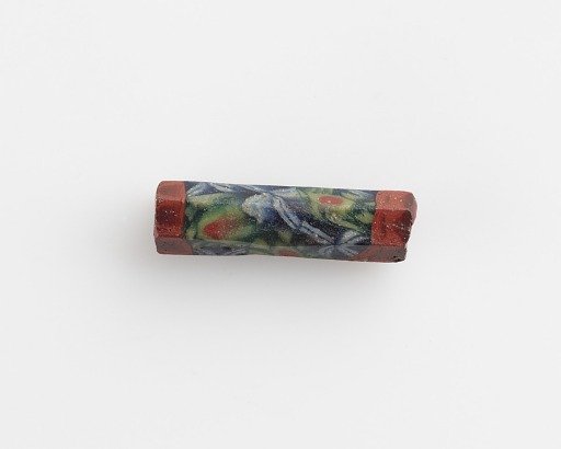 Bead, hexagonal