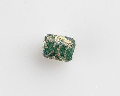Bead, flattened tubular