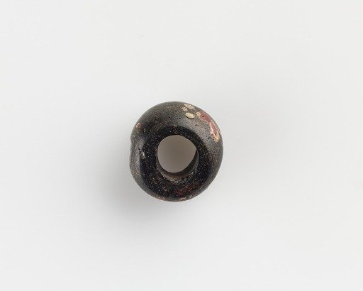 Bead, with large bore