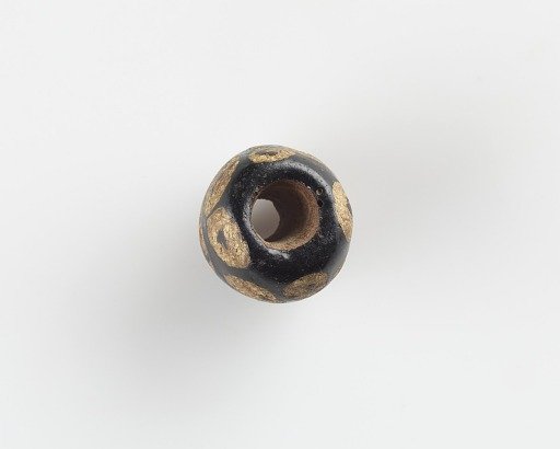 Bead, with a large conical bore