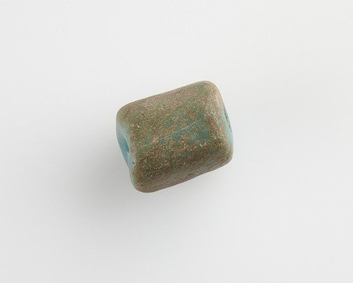 Bead, hexagonal
