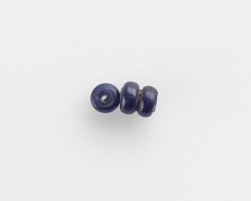 Bead, triple