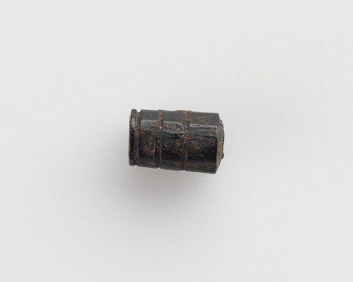 Bead, cylindrical