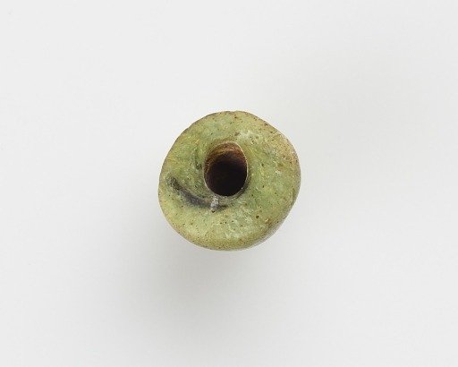 Bead, conical