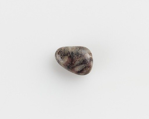 Button, of heart-shaped form