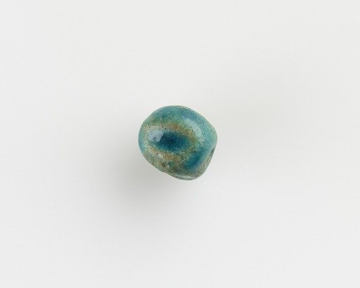 Bead, lobed