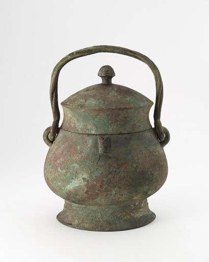 Ritual vessel (<em>you</em>) and cover
