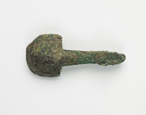 Garment hook (<em>daigou</em>)