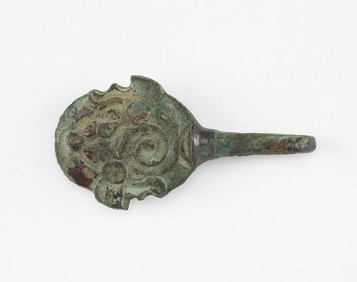Garment hook (<em>daigou</em>)