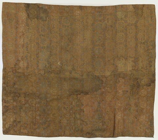 Brocade, silk. A temple cover. In four pieces of sewed together and lined with asa