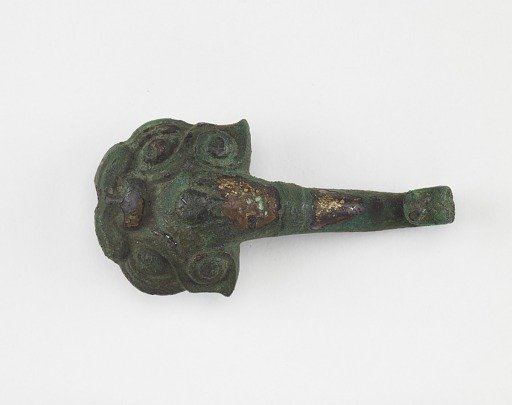 Garment hook (<em>daigou</em>)