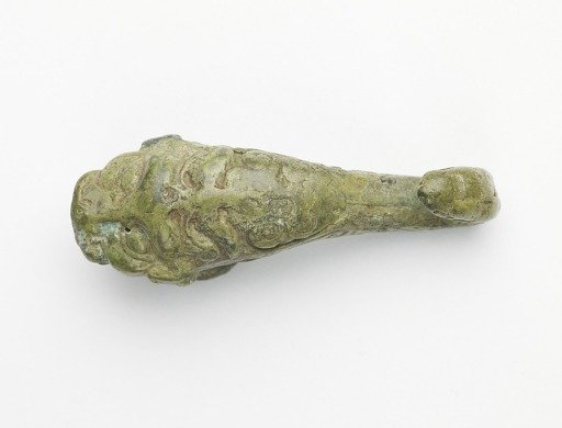 Garment hook (<em>daigou</em>)
