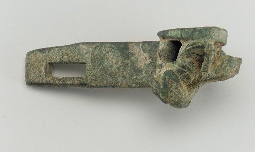 Chariot fitting: linch pin