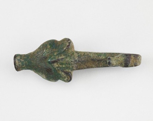 Garment hook (<em>daigou</em>)