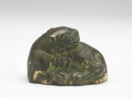 Tiger-shaped ornament or weight