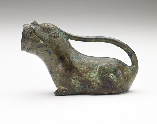 Pitcher in the form of an animal