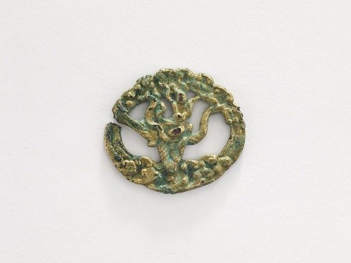Ornament: immortal, crane, and clouds (pair with F1916.475)