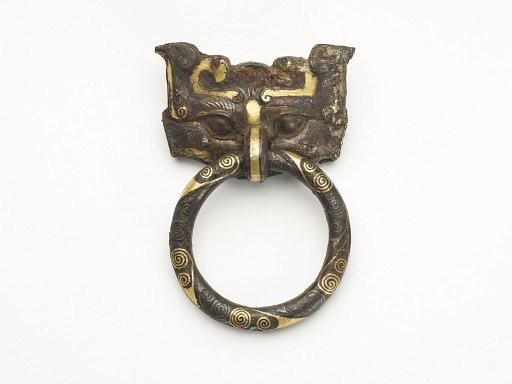 Mask and ring handle