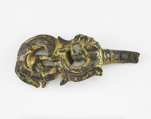 Garment hook (<em>daigou</em>), fragment