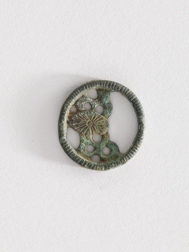 Costume ornament: lotus leaf