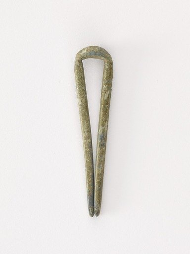 Topknot pin