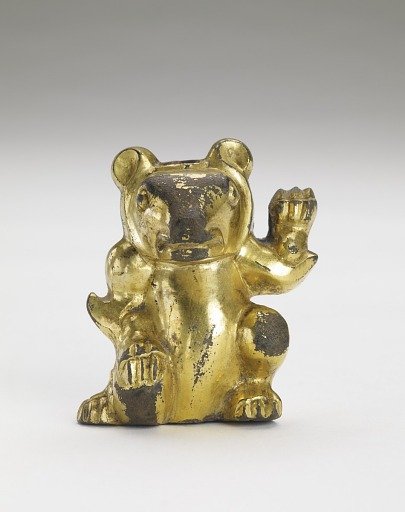 Support in the form of a bear