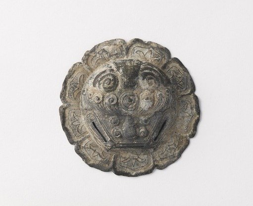 Ornamental plate