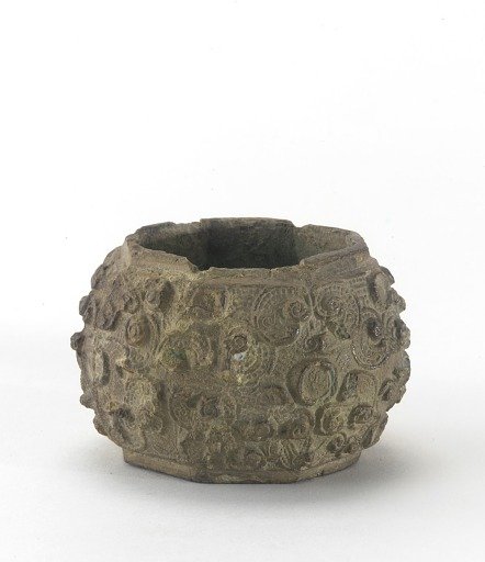 Fitting for a spear (<em>shu</em>)