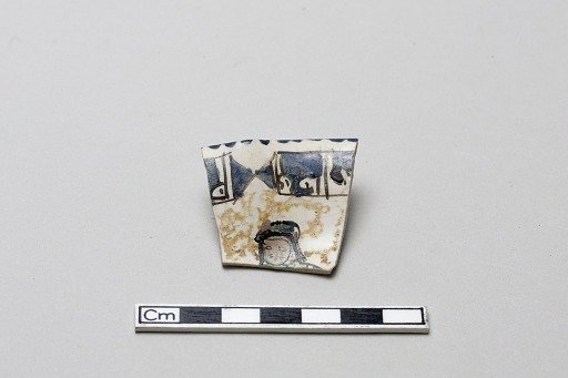 Fragment of a molded vessel