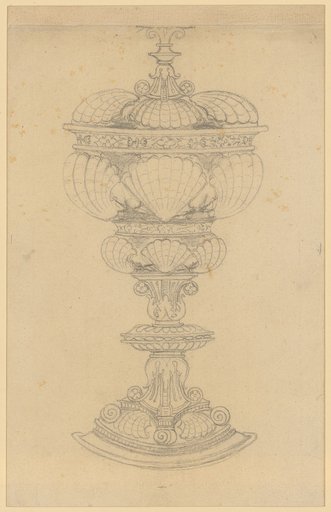 Lidded cup with shell ornament