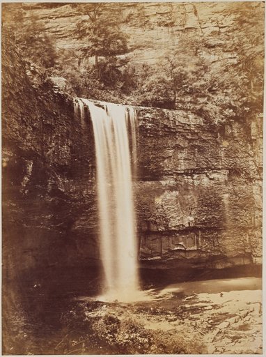 Waterfall (Lower Falls) of Rock Creek at Lookout Mountain