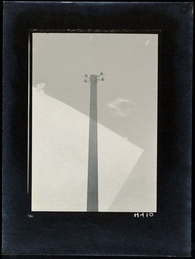 Electricity pylon
