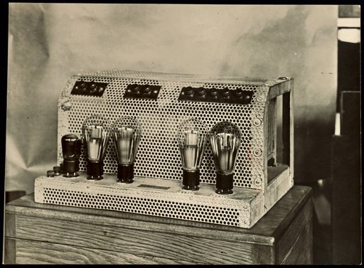 Component belonging to amplifier "Thomsonor"