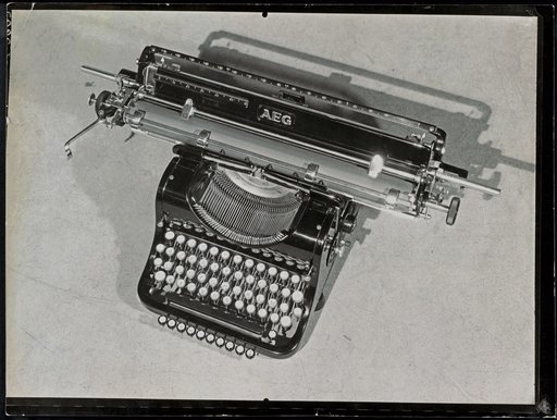 "AEG" typewriter, from above
