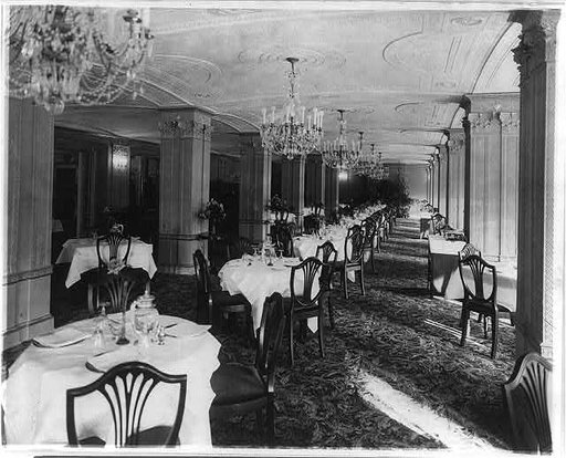 Dining room of the Hamilton Hotel, 14th and K Streets, N.W., Washington, D.C.