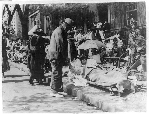 Wounded soldiers reviewing the Pershing Parade. Wash., D.C.