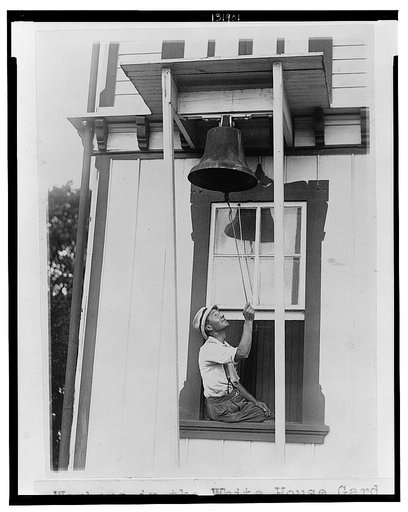 Workers in the White House gardens still cling to the old custom of going to work by the ringing of a huge bell