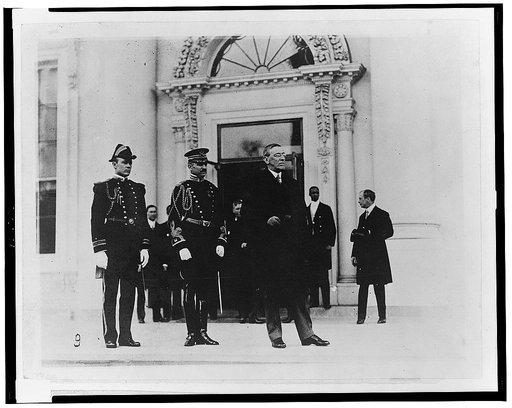Return to White House with his military and naval aide