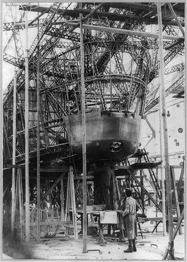Gondola of new Zeppelin for pilot & passengers