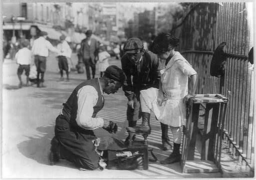 Peddlers - shoe shine. Sept. 13, 1911