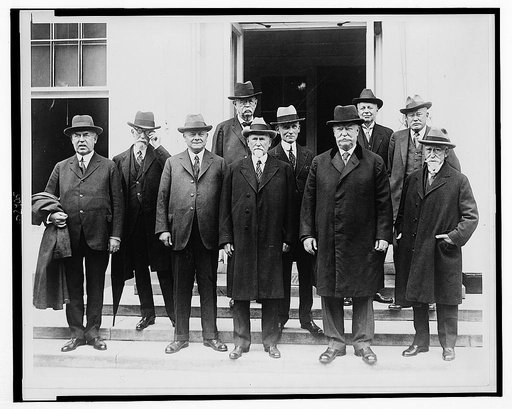 The United States Circuit Court judges who are here for their annual conference, accompanied by Chief Justice William H. Taft, today called on President Coolidge at the White House