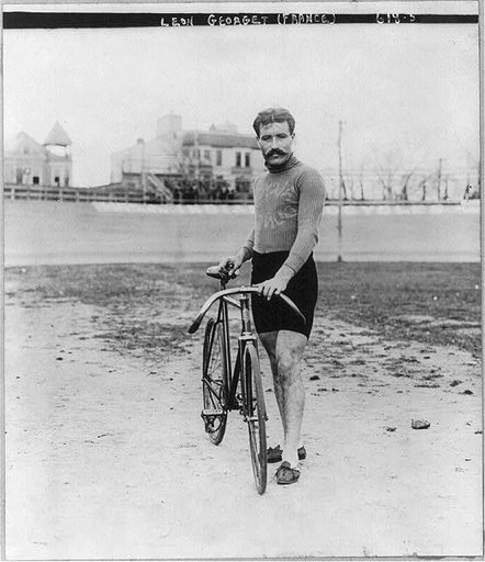 Bicycle riders: Leon Georget
