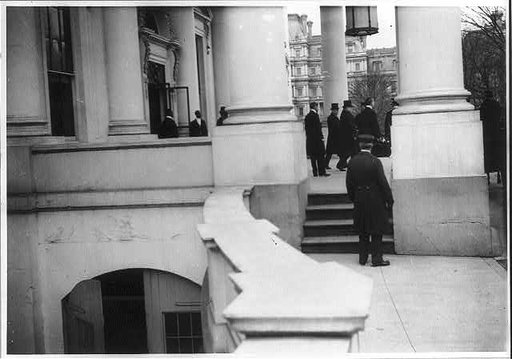 Woodrow Wilson's inauguration: Woodrow Wilson and Wm. Howard Taft leaving the White House