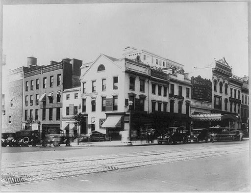 D.C. Washington. Streets. 13th and F Streets, N.W.