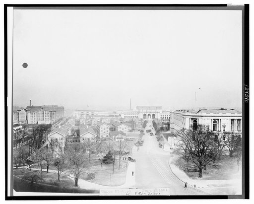 Union Station, bird's-eye view from the south with Russell Senate Office Building at right, Washington, D.C.