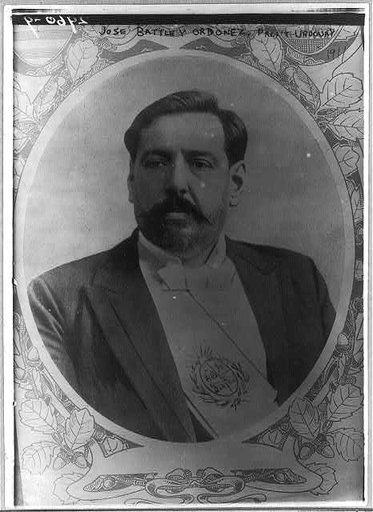 Jose Battle y Ordonez, bust portrait, facing left