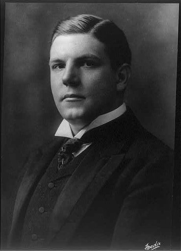Gustav Bergman, bust portrait, facing left