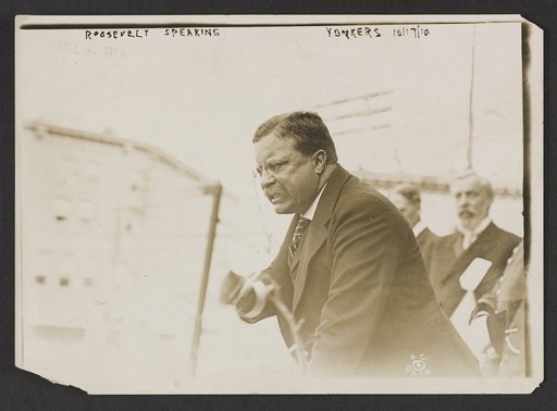 Roosevelt speaking, Yonkers, 10/17/12