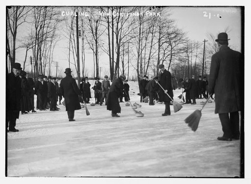 Curling, Van Cortlandt Park, New York